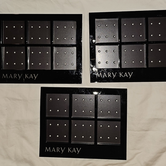 Mary Kay Magnetized Fillable Palette - Set of 3 - Picture 5 of 6